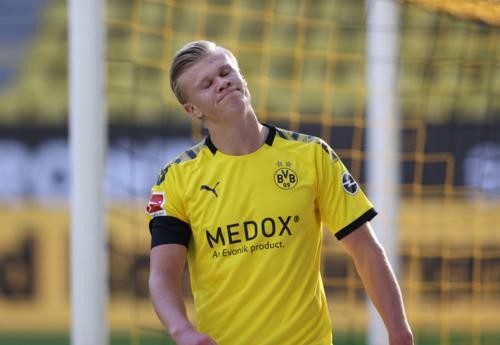 8年11队易主！NBA老板集体高位套现，背后藏着什么信号？