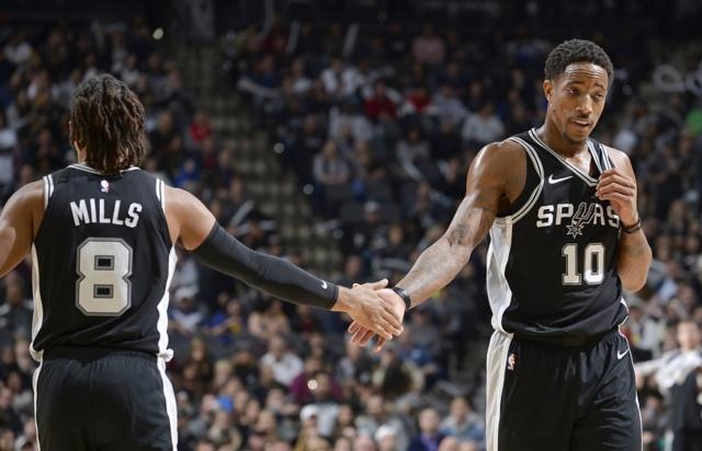 阵容深度的 阵容深度的